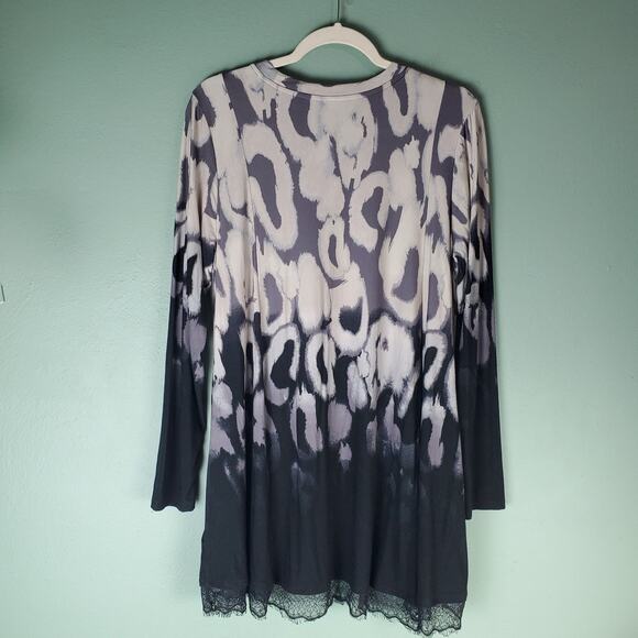 LOGO by Lori Goldstein Black Rayon 230 Printed Swing Top Lace Hem Sizes Large - Picture 2 of 7